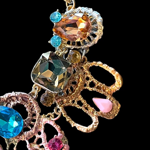 🎁 Colorful Crystal Statement Necklace Set - Picture 5 of 12